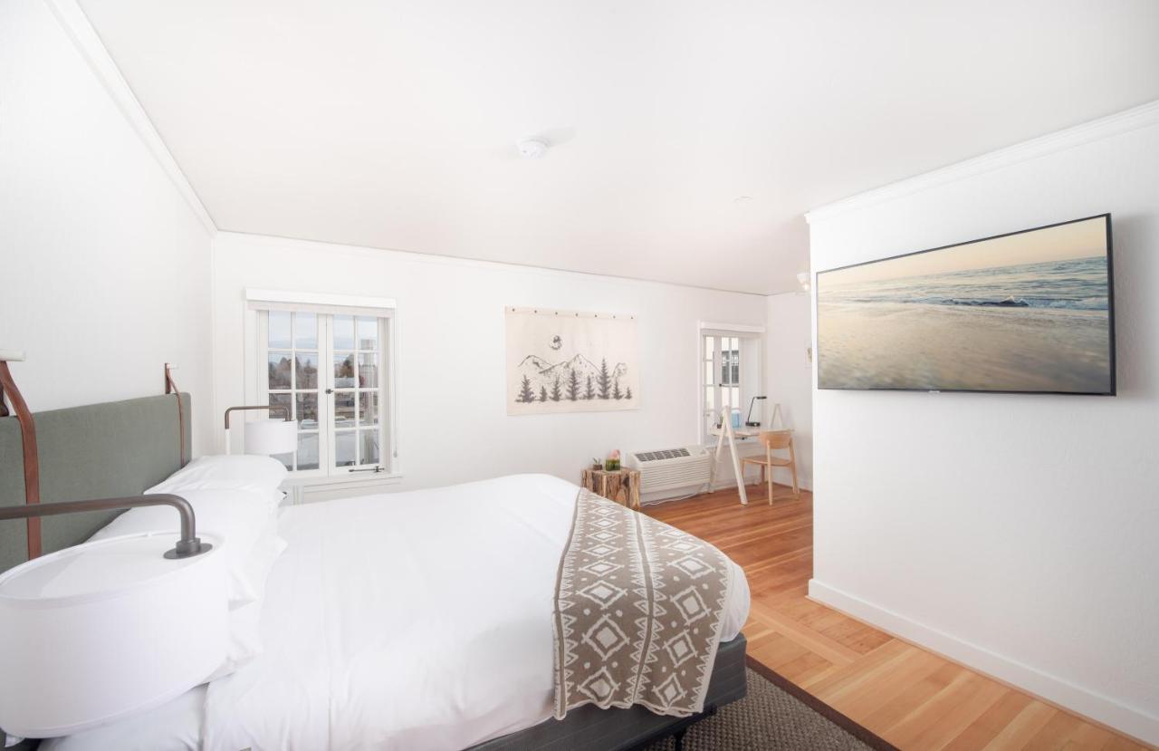 Scp Redmond Hotel Bagian luar foto